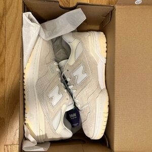 New Balance 550 - Sea Salt / Macadamia Size 39